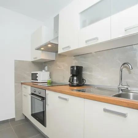 Experience Village Life - Jokini Dvori With Private Pool Pakovo Selo Exterior photo
