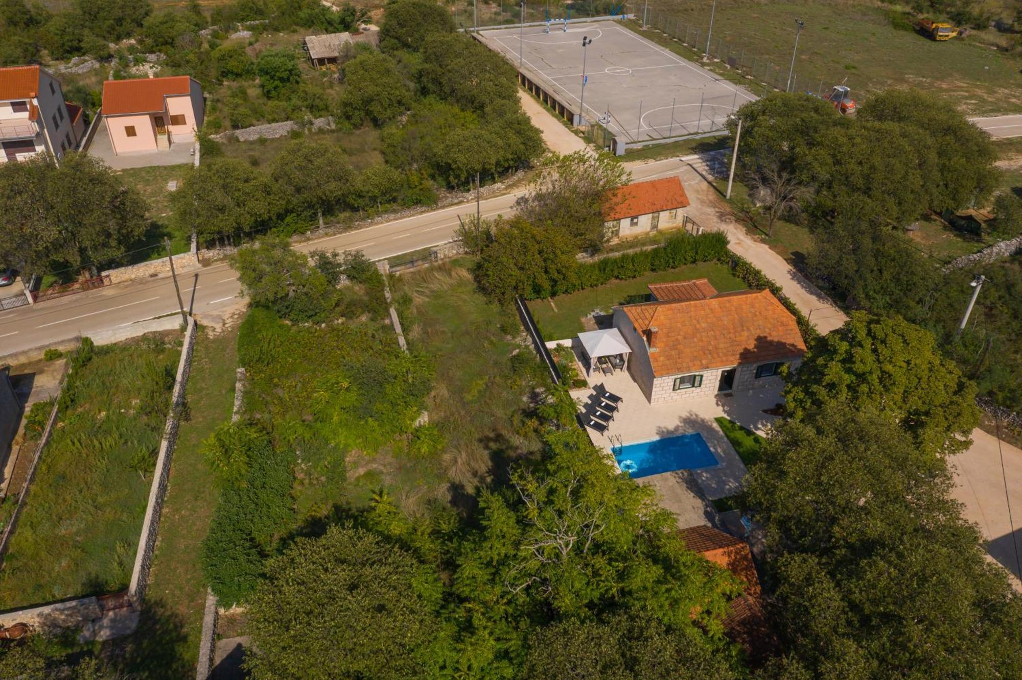 Experience Village Life - Jokini Dvori With Private Pool